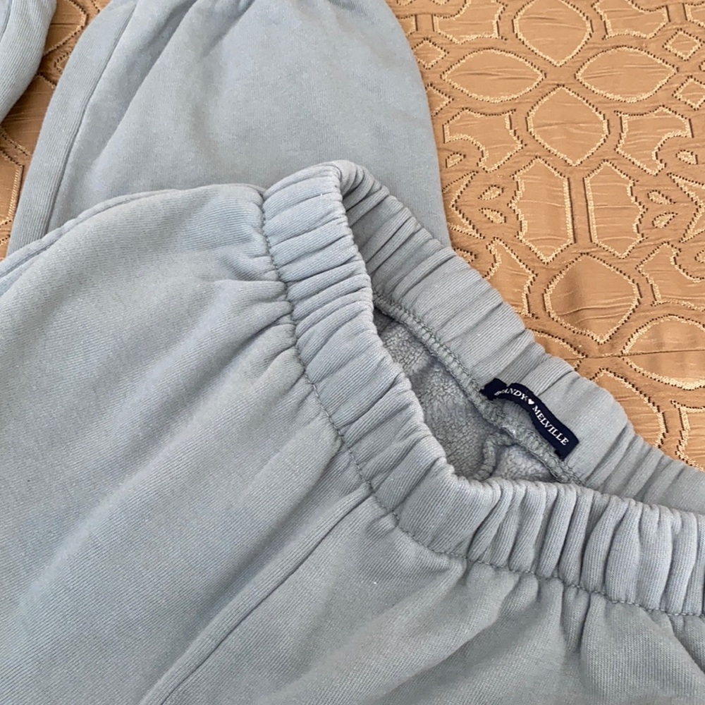 Brandy Melville sweats